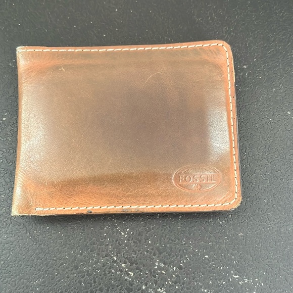 Fossil | Bags | Fossil Steven Bifold Leather Wallet | Poshmark